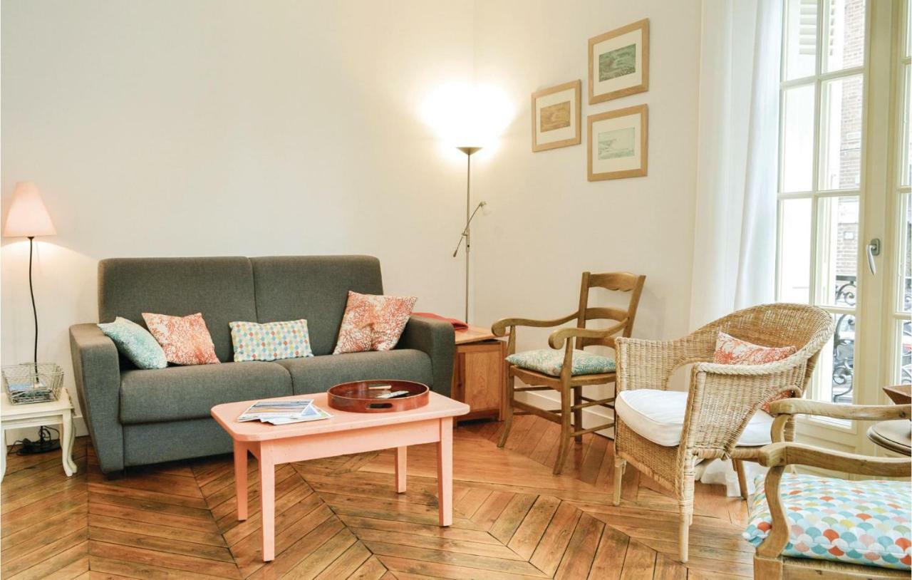 2 Bedroom Awesome Apartment In Mers-Les-Bains Kültér fotó